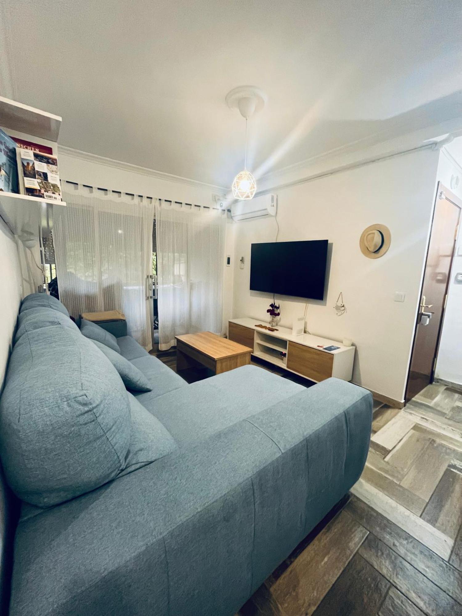 Lovely Rooms En Piso Compartido เซบีญา ภายนอก รูปภาพ